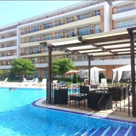 Grand Kamelia Apartment